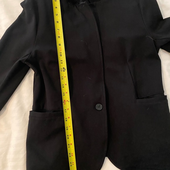 Betabrand black ponte blazer - size medium - Picture 6 of 8